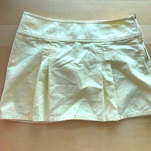 Cute Yellow aritiza Sunday sundeh above the knee mini skirt